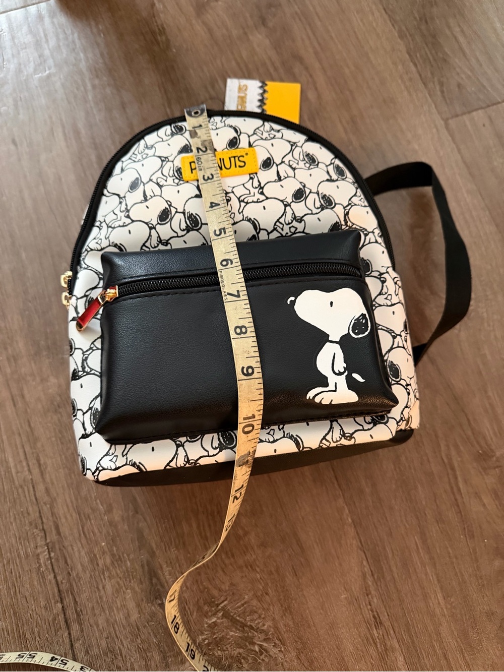Peanuts NWT Black & White Snoopy Mini Backpack - Picture 4 of 5